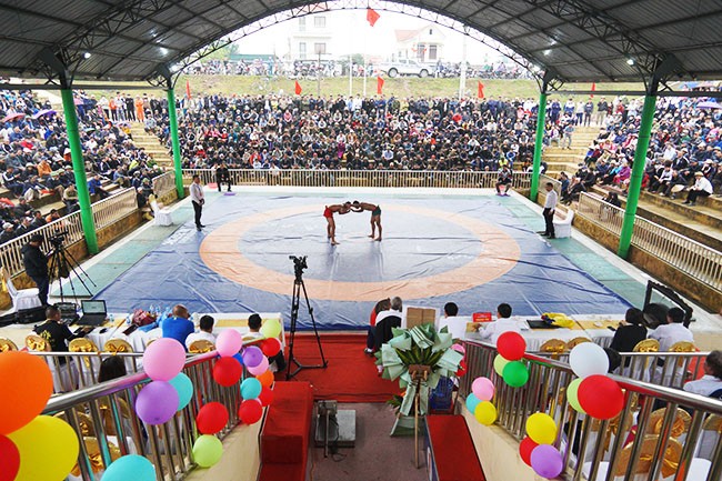 Sôi nổi Giải vô địch vật tự do, dân tộc truyền thống Hà Nội năm 2023 – Cổng thông tin Sở Văn Hóa Thể Thao Hà Nội