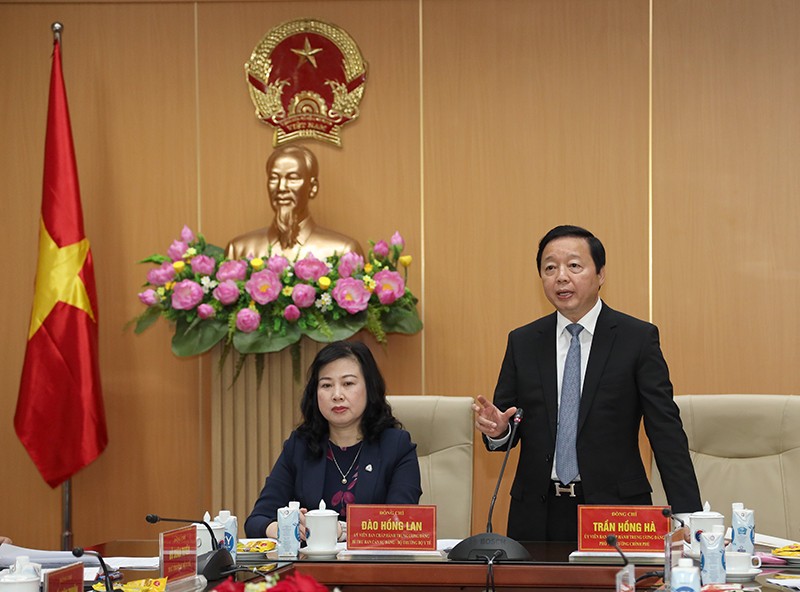 Phó Thủ tướng Chính phủ Trần Hồng Hà phát biểu tại buổi làm việc