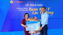 Vietbank trao thưởng tiền tỷ chương trình khuyến mãi “Xuân như ý, Lộc tỷ đồng”