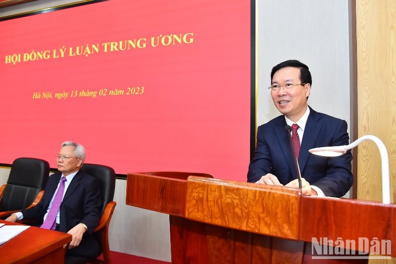 Thường trực Ban Bí thư Võ Văn Thưởng làm việc với Hội đồng Lý luận Trung ương