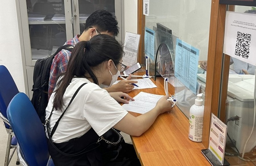 Số lượng người lao động đến tìm kiếm việc làm tại Trung tâm Dịch vụ việc làm Hà Nội tăng cao sau Tết Nguyên đán
