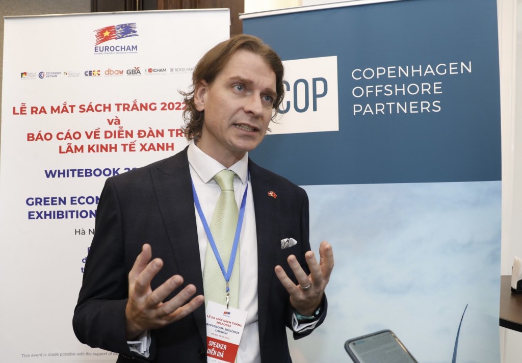 Ông Stuart Livesey, Giám đốc Quốc gia của Copenhagen Offshore Partners (COP)