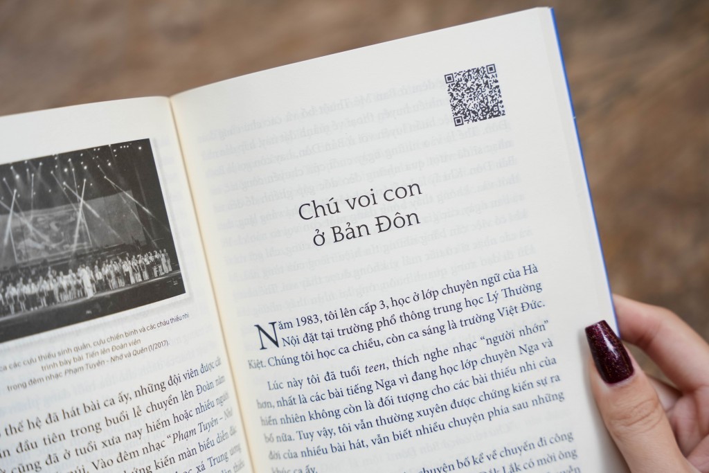 Độc giả sẽ được tìm hiểu về nhiều bài hát đi cùng nhiều thế hệ tuổi thơ Việt Nam trong cuốn sách