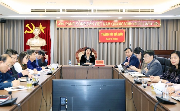 Phó Bí thư Thường trực Thành ủy Nguyễn Thị Tuyến chủ trì tại điểm cầu Thành ủy Hà Nội