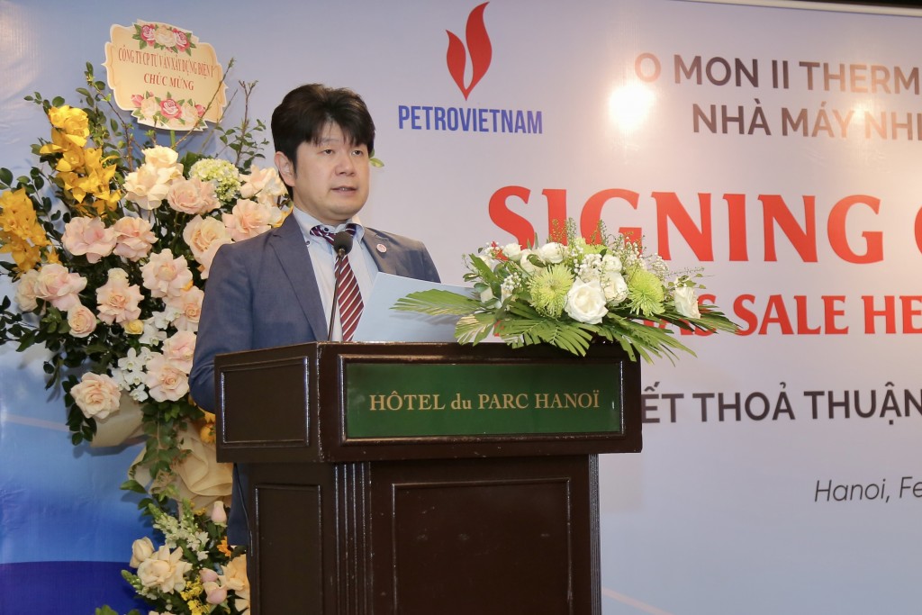 Ông Tetsuhiro Nobuta, Tham tán Đại sứ quán Nhật Bản tại Việt Nam phát biểu tại lễ ký