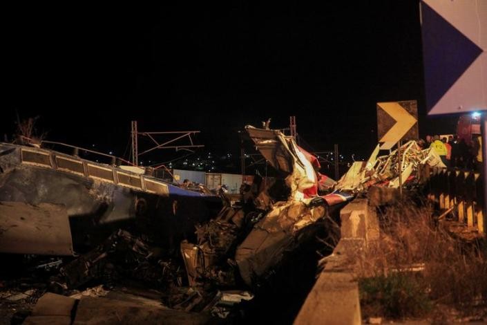 Hy Lạp: Hai tàu hoả đâm nhau, hàng trăm người thương vong
