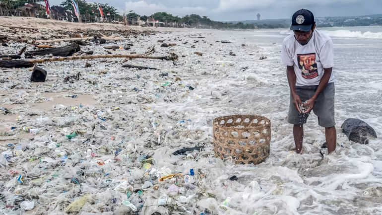 Các start-up tại ASEAN biến rác thải nhựa thành sản phẩm tiêu dùng