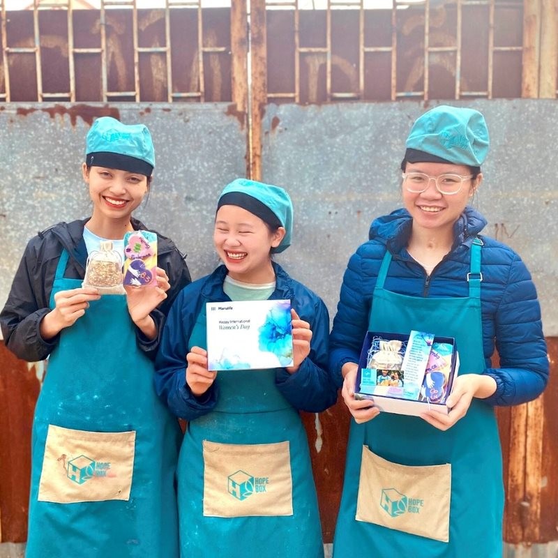 Manulife Việt Nam đồng hành cùng HopeBox nhằm tôn vinh Ngày Quốc tế Phụ nữ 2023