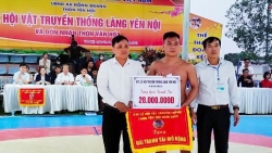 200 đô vật tham dự hội vật truyền thống làng Yên Nội