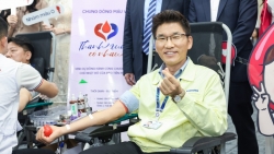 Samsung Việt Nam và hành trình 13 năm sẻ chia giọt máu hồng