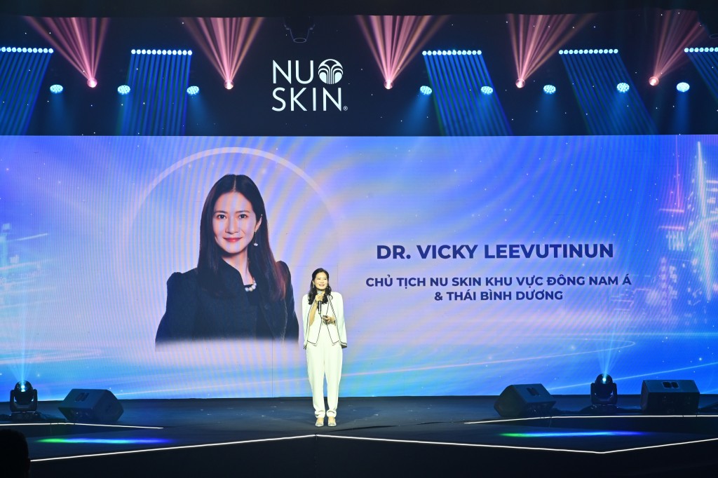 Bà Vicky Leevutinun - Chủ tịch Nu Skin khu vực Đông Nam Á và Thái Bình Dương