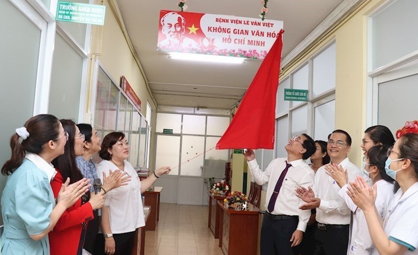 Buổi lễ ra mắt “Không gian văn hoá Hồ Chí Minh” tại Bệnh viện Lê Văn Việt sáng 15/3 (nguồn: thanhuytphcm.vn)