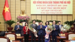 Xác nhận kết quả miễn nhiệm và bầu bổ sung Ủy viên UBND TP Hà Nội