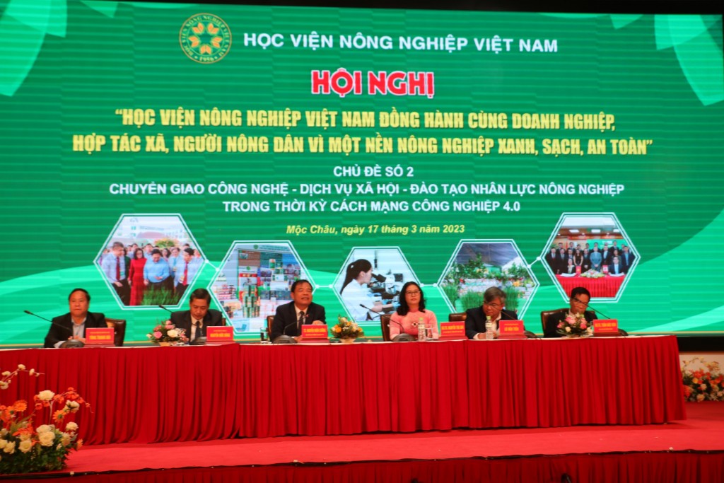 Học viện Nông nghiệp Việt Nam đồng hành với địa phương phát triển nền nông nghiệp bền vững
