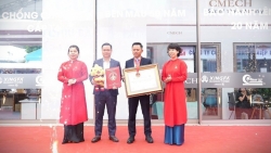 Công ty AseanWindow xác lập kỷ lục bộ cửa lùa nhôm kính lớn nhất Việt Nam