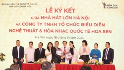 300 nghệ sỹ biểu diễn tại chương trình "Hà Nội rạng rỡ Việt Nam"