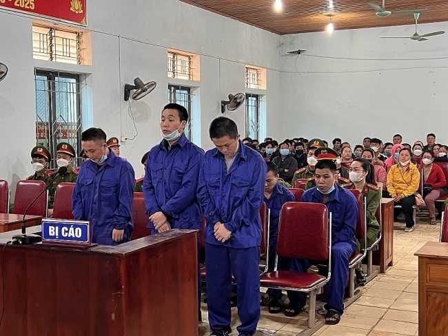 Nghệ An: Hai anh em ruột nhận mức án 40 năm tù giam vì buôn bán ma túy