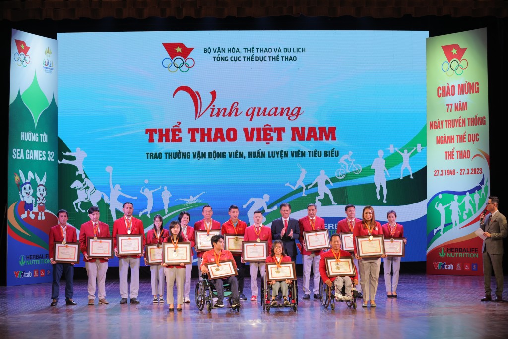 Sự kiện Vinh Quang Thể Thao VN vinh danh 23 gương mặt tiêu biểu của thể thao VN trong năm 2022