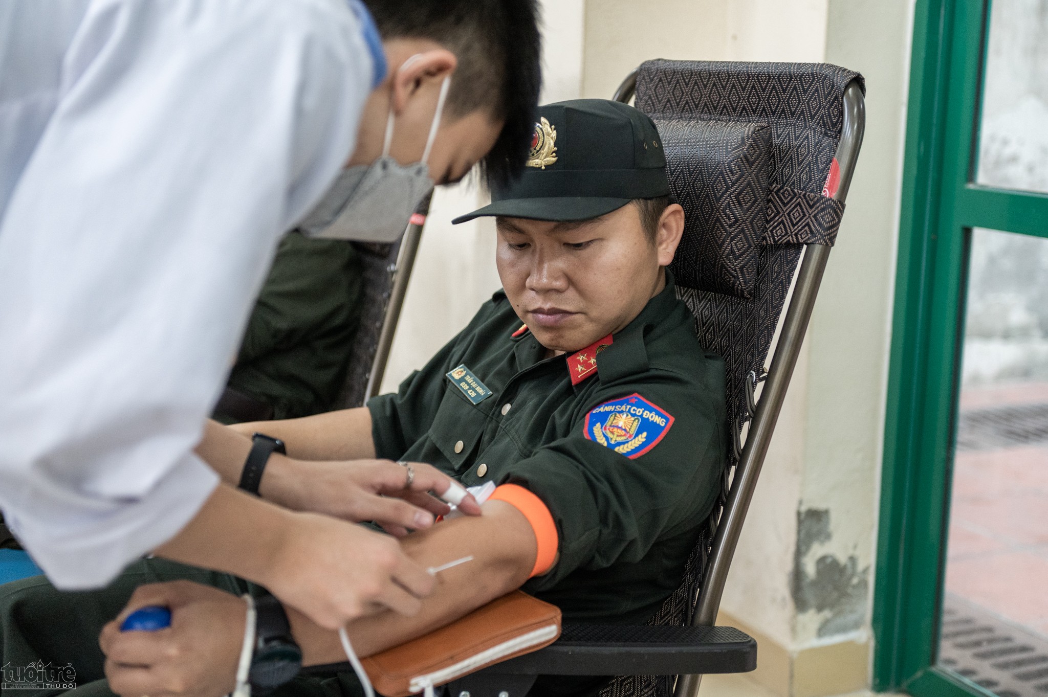 Đoàn viên, thanh niên Trung đoàn Cảnh sát cơ động Đông Bắc ra quân hiến máu tình nguyện Đoàn viên, thanh niên Trung đoàn Cảnh sát cơ động Đông Bắc ra quân hiến máu tình nguyện