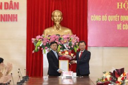 Quảng Ninh: Trường Đại học Hạ Long có tân Hiệu trưởng
