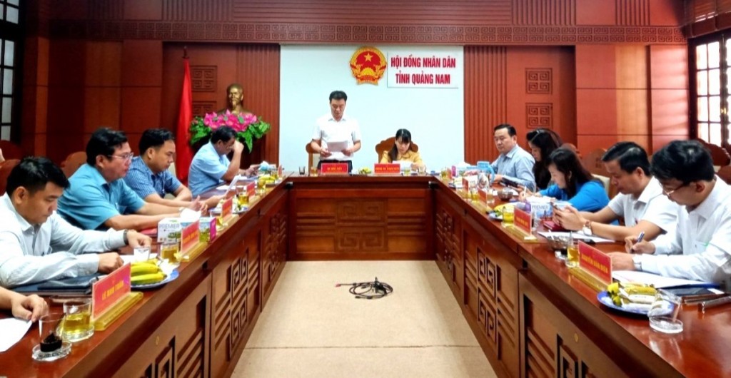 Ban Pháp chế HĐND tỉnh Quảng Nam họp thông qua báo cáo trình kỳ họp thứ mười ba, HĐND tỉnh khóa X (Ảnh: Phan Hà)