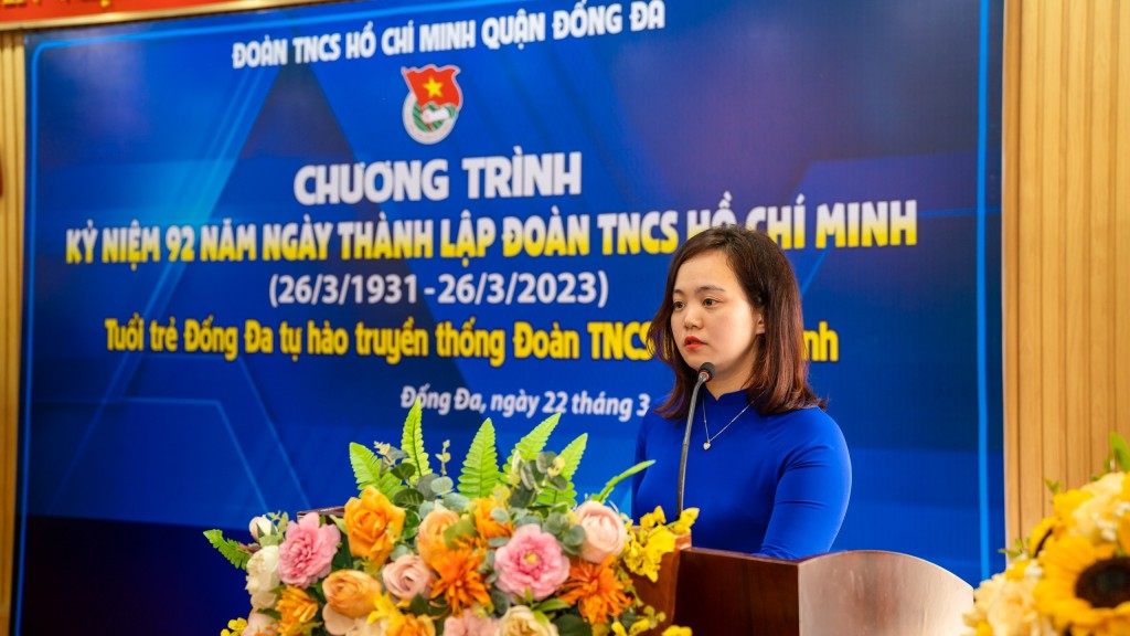 Đồng chí Nguyễn Thị Thanh Tâm - Ủy viên BCH Thành Đoàn, Bí thư Quận đoàn Đống Đa đã phát biểu ôn lại truyền thống vẻ vang của Đoàn TNCS Hồ Chí Minh qua 92 năm rèn luyện và trưởng thành trong những giây phút đầu chương trình Đồng chí Nguyễn Thị Thanh Tâm - Ủy viên BCH Thành Đoàn, Bí thư Quận đoàn Đống Đa đã phát biểu ôn lại truyền thống vẻ vang của Đoàn TNCS Hồ Chí Minh qua 92 năm rèn luyện và trưởng thành trong những giây phút đầu chương trình