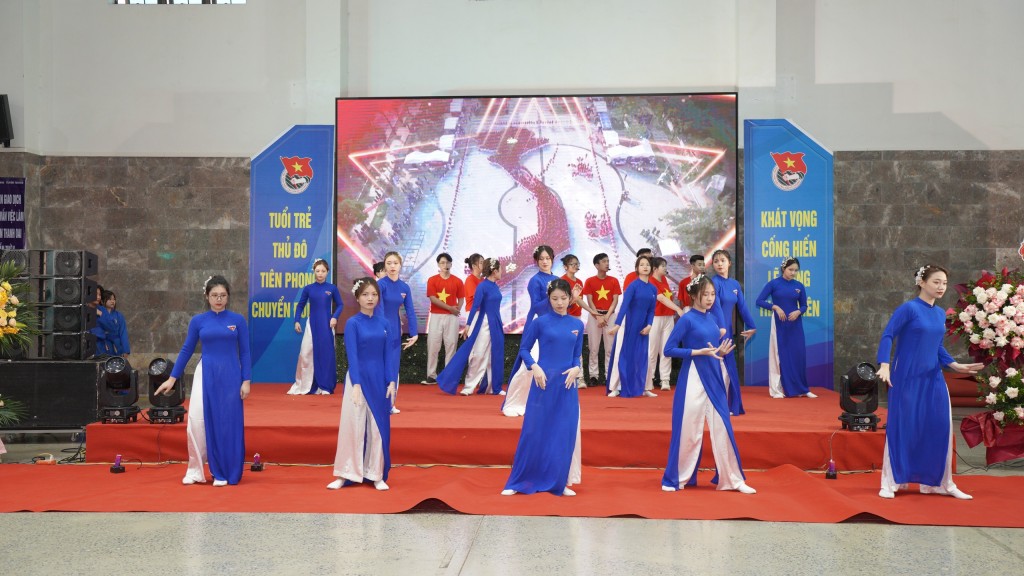Tuổi trẻ Thủ đô thực hiện nhiều hoạt động ý nghĩa trong “Ngày Đoàn viên” năm 2023 Tuổi trẻ Thủ đô thực hiện nhiều hoạt động ý nghĩa trong “Ngày Đoàn viên” năm 2023