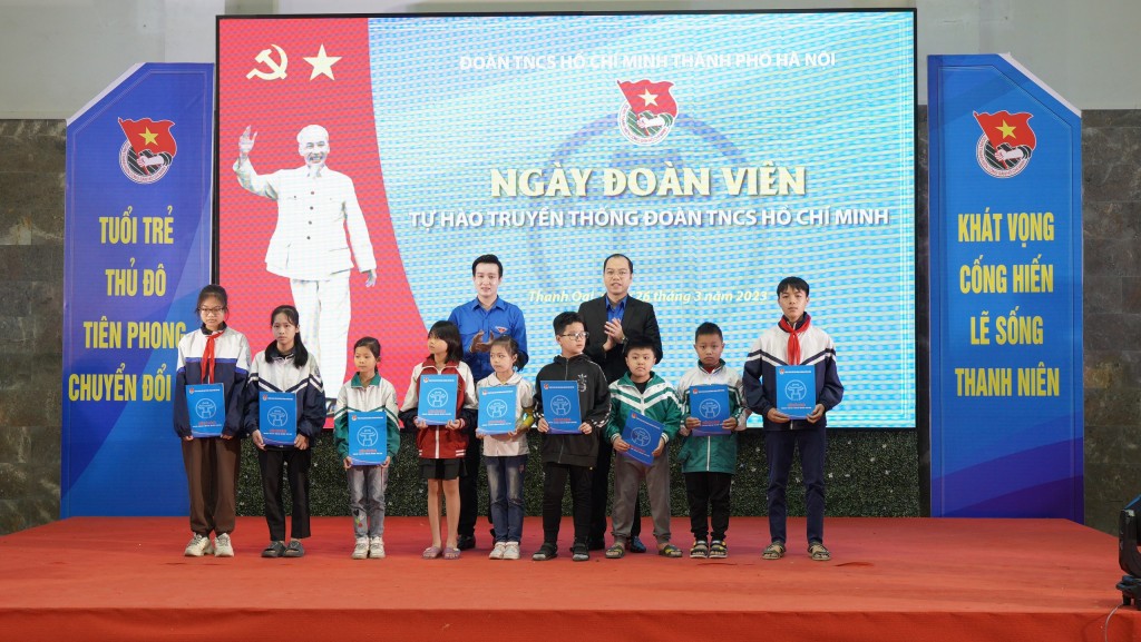 Tuổi trẻ Thủ đô thực hiện nhiều hoạt động ý nghĩa trong “Ngày Đoàn viên” năm 2023 Tuổi trẻ Thủ đô thực hiện nhiều hoạt động ý nghĩa trong “Ngày Đoàn viên” năm 2023