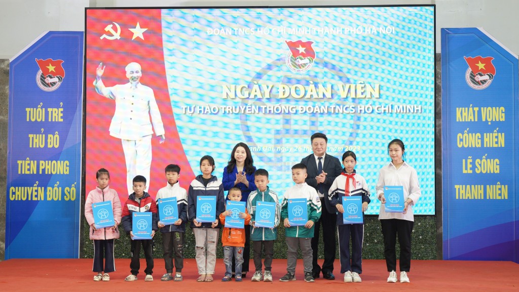 Tuổi trẻ Thủ đô thực hiện nhiều hoạt động ý nghĩa trong “Ngày Đoàn viên” năm 2023 Tuổi trẻ Thủ đô thực hiện nhiều hoạt động ý nghĩa trong “Ngày Đoàn viên” năm 2023