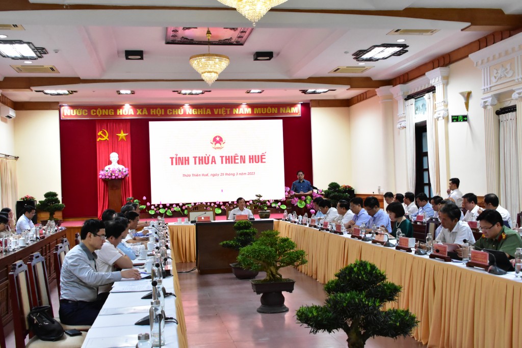 Thủ tướng Chính phủ Phạm Minh Chính làm việc với Ban Thường vụ Tỉnh ủy Thừa Thiên - Huế