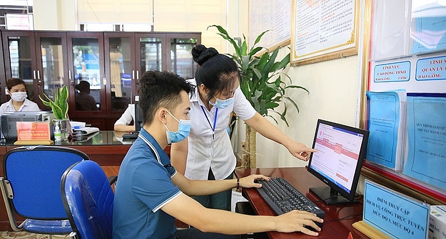 Khẩn trương rà soát, miễn, giảm các khoản thu phí, lệ phí dịch vụ công trực tuyến