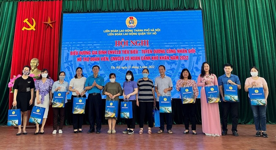 Làm tốt hơn nữa công tác đại diện, chăm lo, bảo vệ công nhân lao động