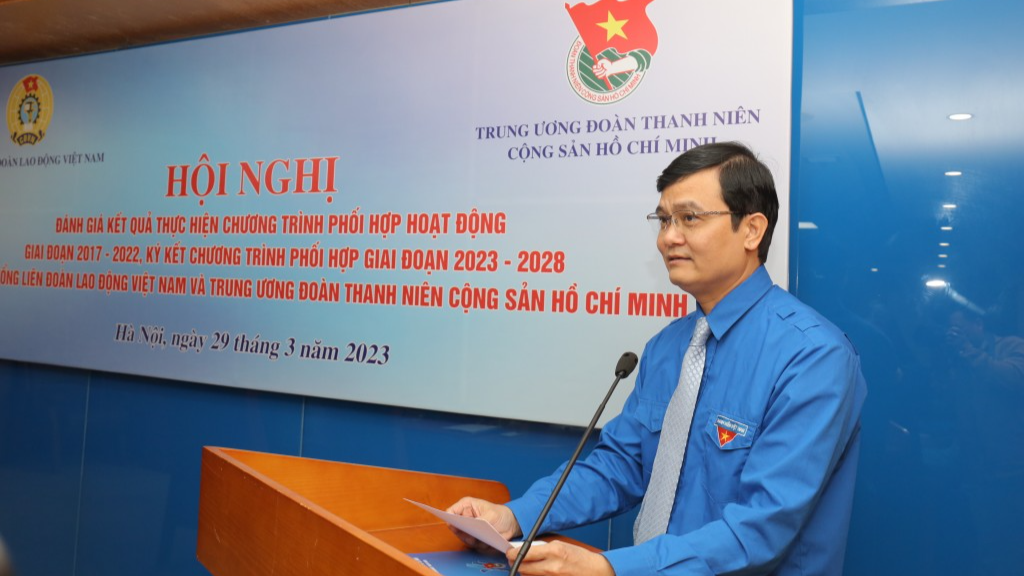 Bí thư thứ nhất Trung ương Đoàn Bùi Quang Huy phát biểu tại chương trình 