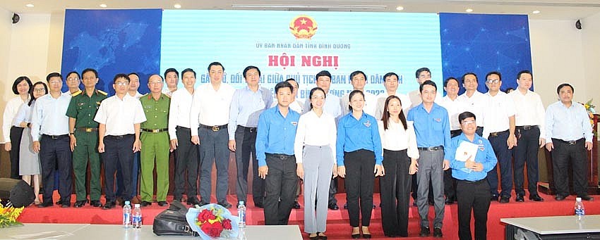 Chủ tịch UBND tỉnh Bình Dương chủ trì hội nghị đối thoại với thanh niên