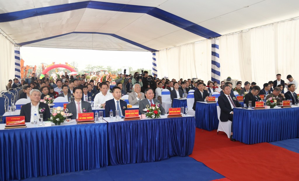 Khởi công Dự án đầu tư xây dựng hạ tầng kỹ thuật cụm công nghiệp làng nghề Phú Yên