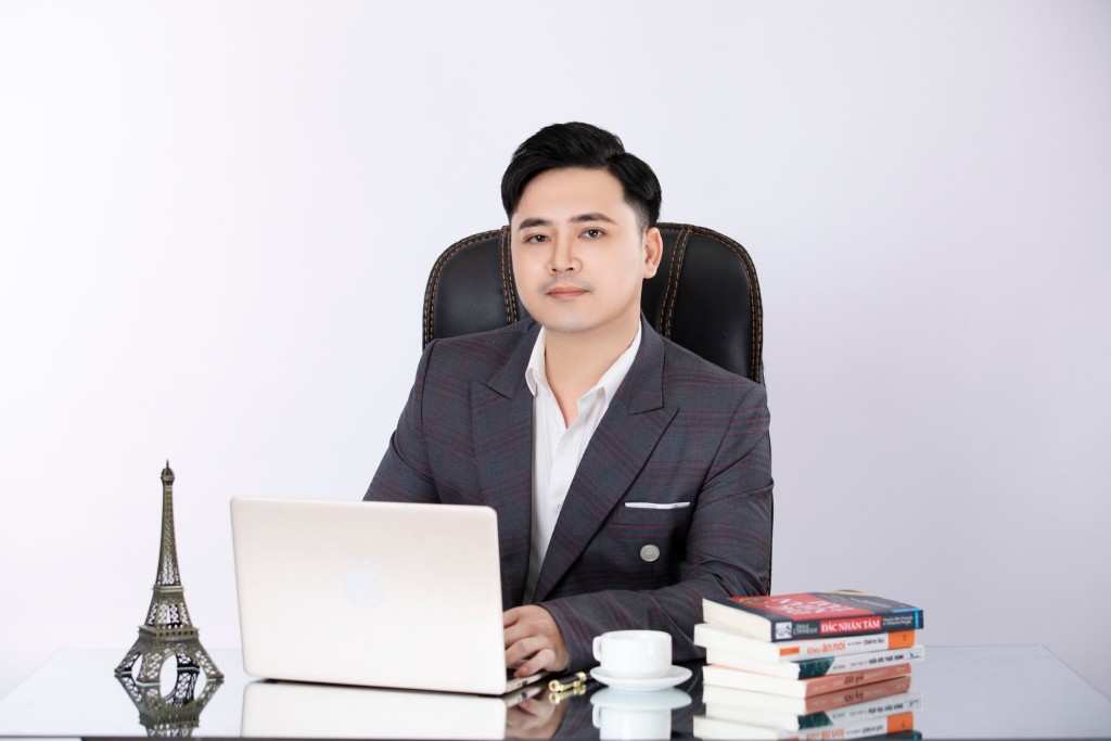      Nguyễn Hoàng Long – Giám đốc Công ty CP toàn cầu Quốc tế Hoàng Long JSC
