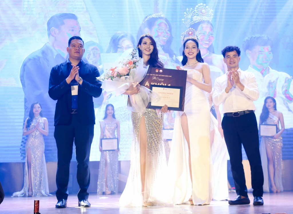 Ths Phan Hoàng Quỳnh, Bí thư Đoàn Thanh niên Học viện Báo chí và Tuyên truyền, Trưởng Ban tổ chức Press Beauty 2023 Ths Phan Hoàng Quỳnh, Bí thư Đoàn Thanh niên Học viện Báo chí và Tuyên truyền, Trưởng Ban tổ chức Press Beauty 2023