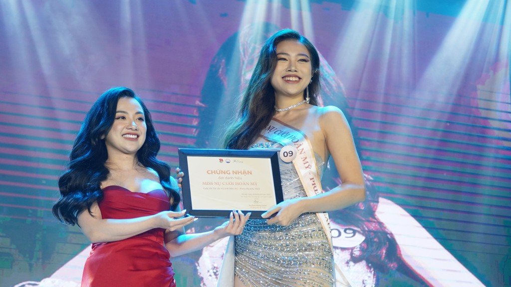 Chùm ảnh tài sắc nữ sinh báo chí tại cuộc thi Press Beauty 2023 Chùm ảnh tài sắc nữ sinh báo chí tại cuộc thi Press Beauty 2023