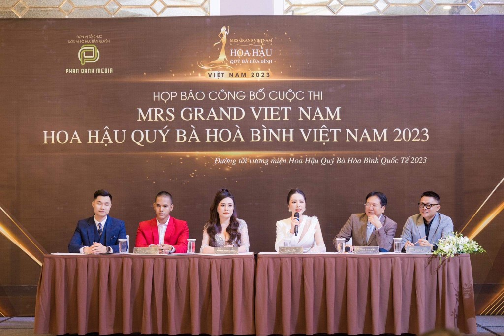 BTC cuộc thi Mrs Grand Vietnam