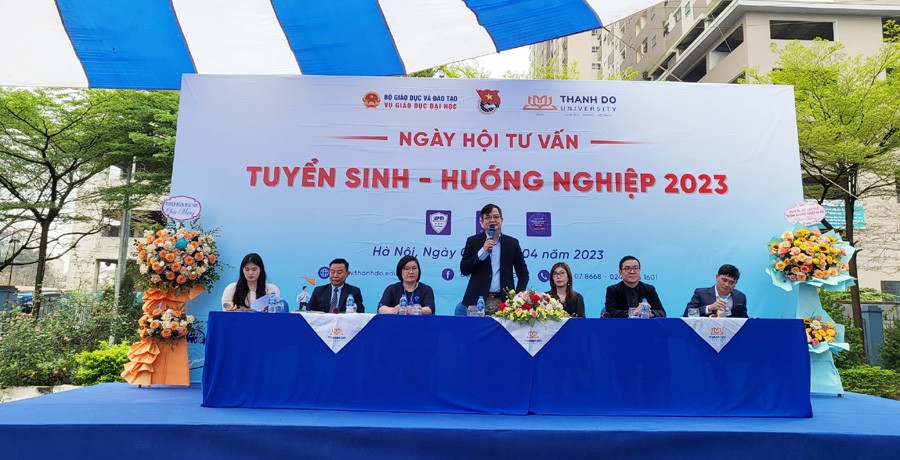 Nhiều thông tin hữu ích tại ngày hội “Tư vấn tuyển sinh - Hướng nghiệp” trường Đại học Thành Đô