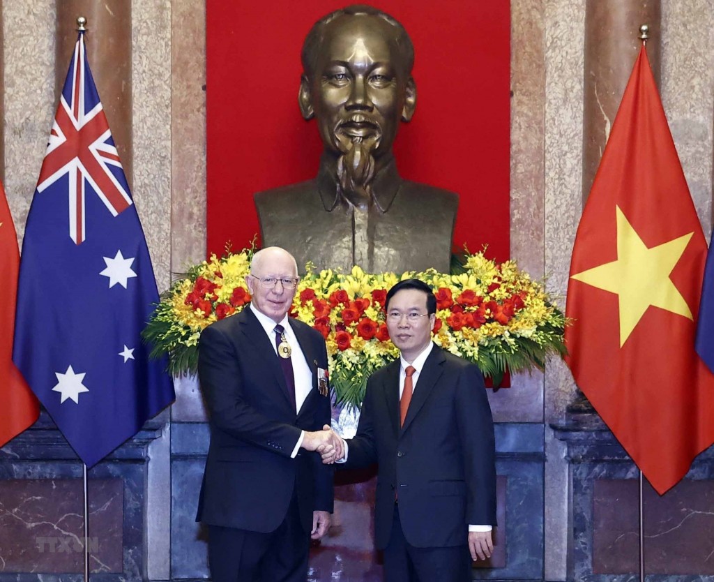 Chủ tịch nước Võ Văn Thưởng và Toàn quyền Australia David Hurley. (Ảnh: Thống Nhất/TTXVN)