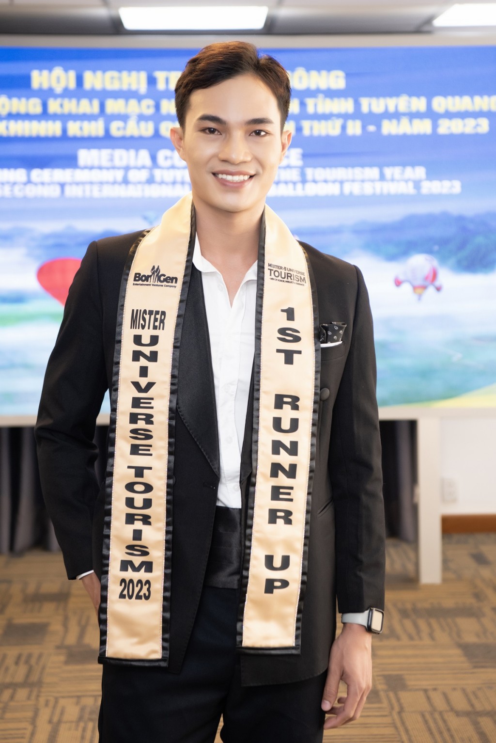 Á vương Hoàng Sơn, Á hậu Quản Hân làm Đại sứ Truyền thông năm Du lịch Tuyên Quang