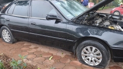Công an vào cuộc điều tra vụ hàng chục ô tô nghi bị chọc thủng lốp ở Linh Đàm