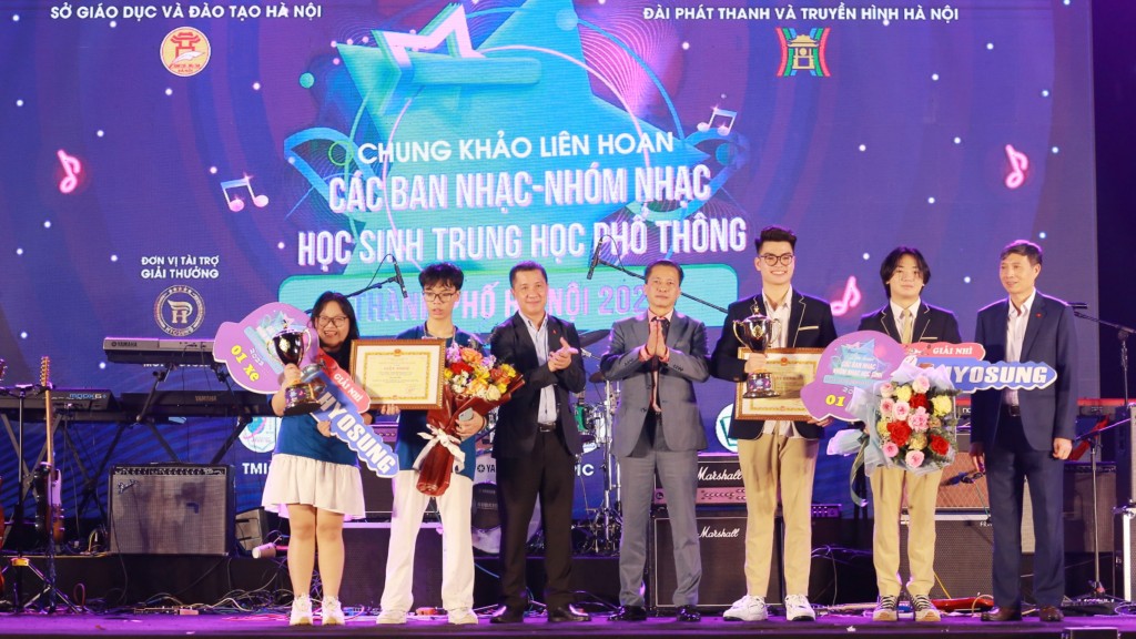 Sôi động Chung khảo Liên hoan các ban, nhóm nhạc học sinh THPT Hà Nội 2023