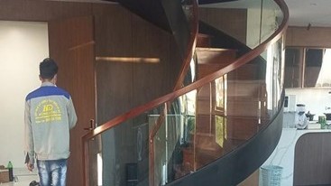 Thiết kế cầu thang xoắn thay đổi diện mạo cho không gian nhà bạn