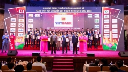 Vietbank đạt Top 10 dịch vụ chất lượng vàng vì quyền lợi người tiêu dùng 2023