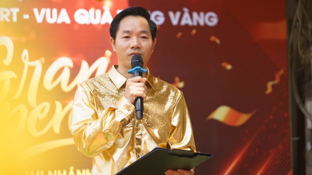 CEO Đinh Lâm Tới phát biểu tại sự kiện: khai trương chi nhánh thứ 15 tại địa chỉ 68 Cộng Hoà, P4, Tân Bình, Tp Hồ Chí Minh.
