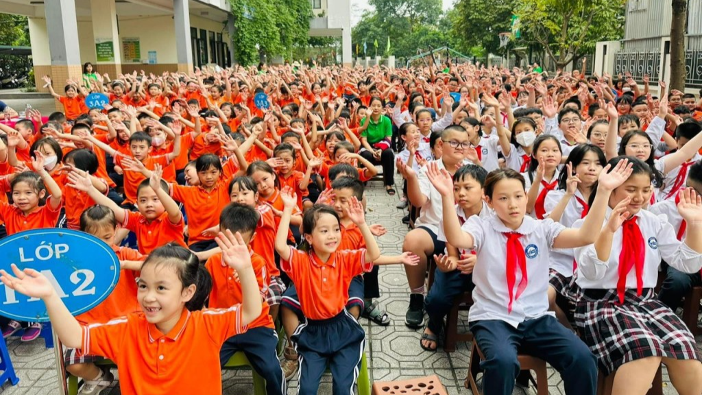 Học sinh Tiểu học quận Tây Hồ