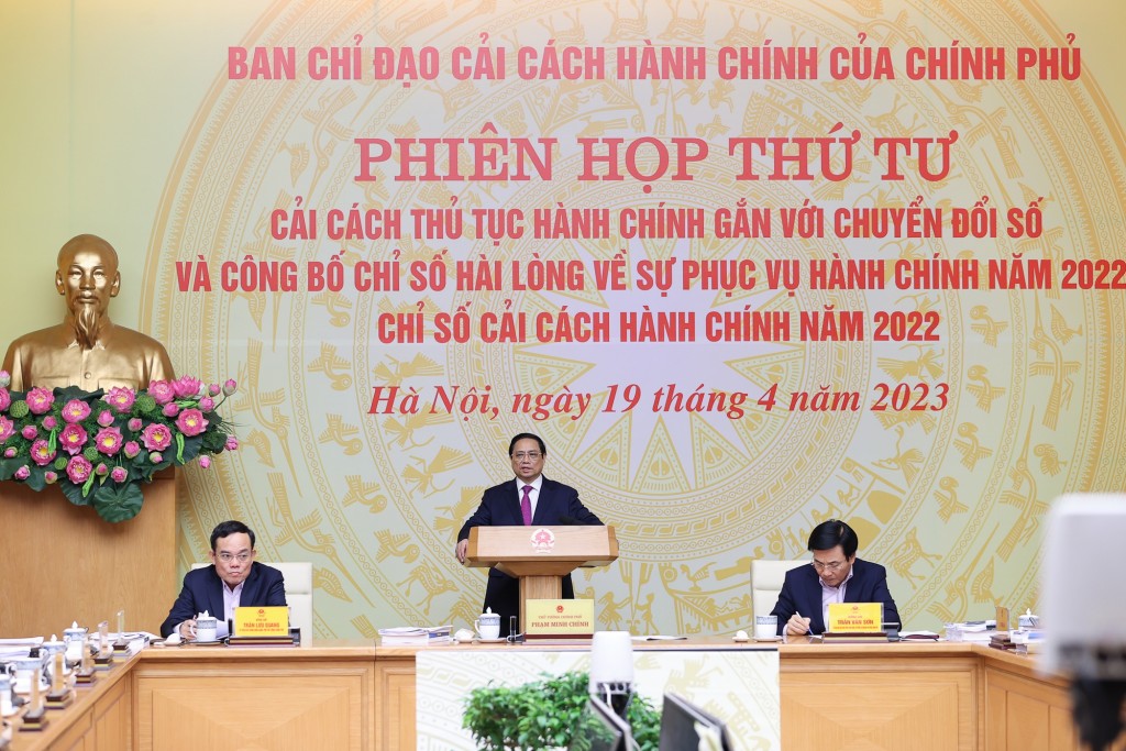 Thủ tướng Phạm Minh Chính cho rằng, thời gian qua, với sự cố gắng, nỗ lực của các bộ, ngành, địa phương, của các thành viên Ban Chỉ đạo, công tác cải cách hành chính được triển khai quyết liệt, đồng bộ trên cả 6 nội dung - Ảnh: VGP/Nhật Bắc