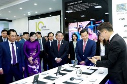Xây dựng Việt Nam trở thành nơi cung cấp các sản phẩm chủ lực của Samsung cho thị trường quốc tế